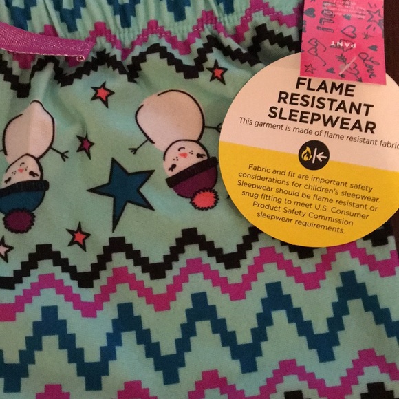 Total Girl Pajamas: Small (7-8) - Picture 5 of 7